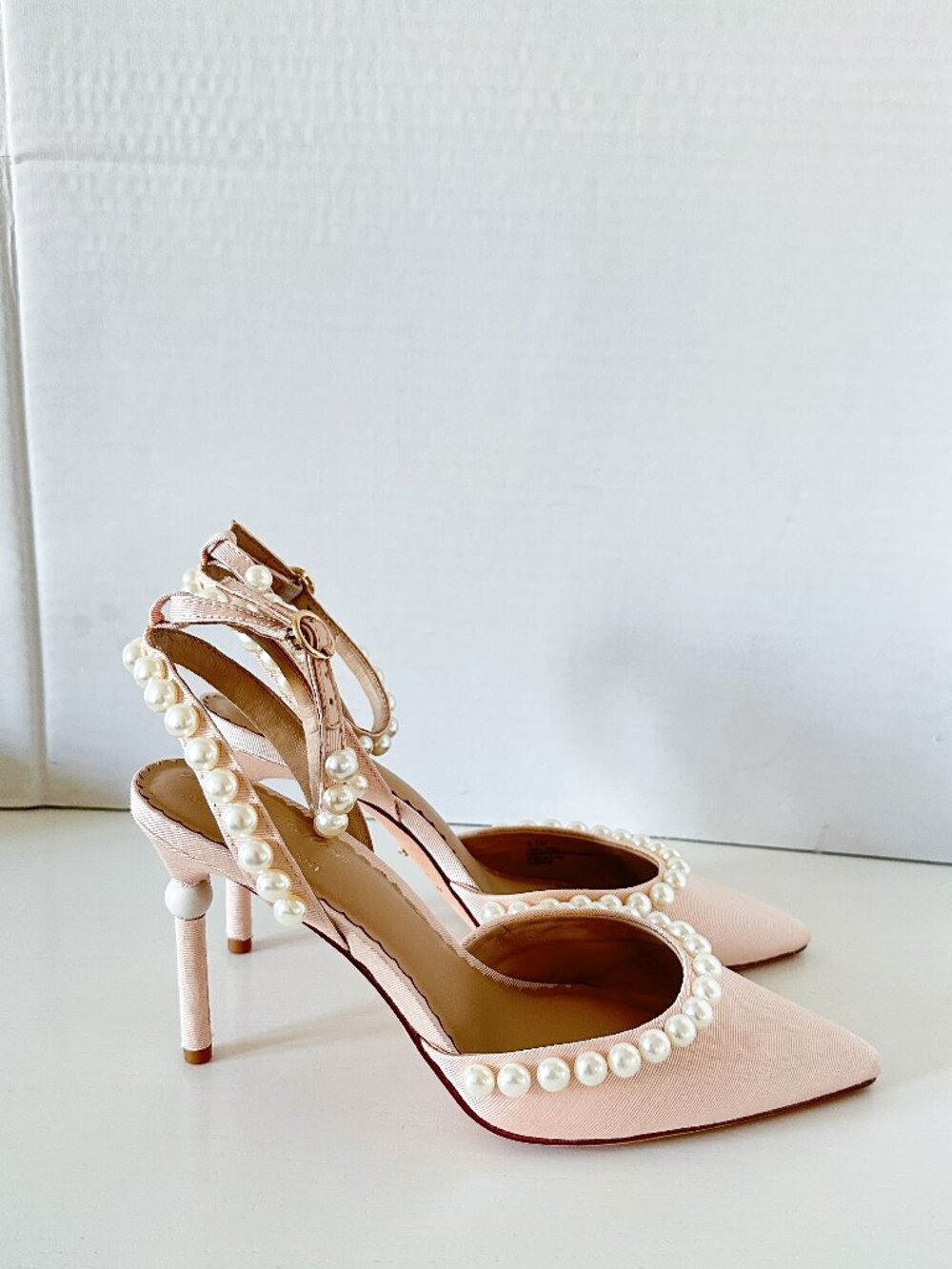 NWOB Antonio Melani x Nicola Bathie Bebe Nude Ankle Strap Pearl Pumps Size 8.5 - Picture 3 of 5